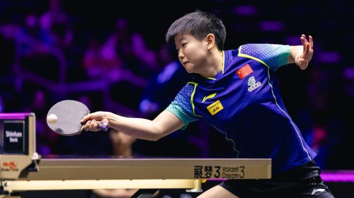 孙颖莎4-0力克王曼昱夺冠，国乒包揽世乒联冠军