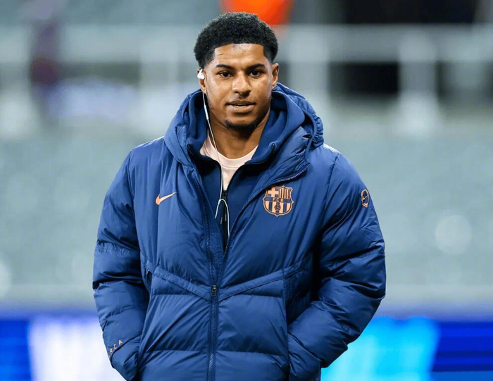 哈格里夫斯力荐拉什福德回归曼联 称其左路缺其