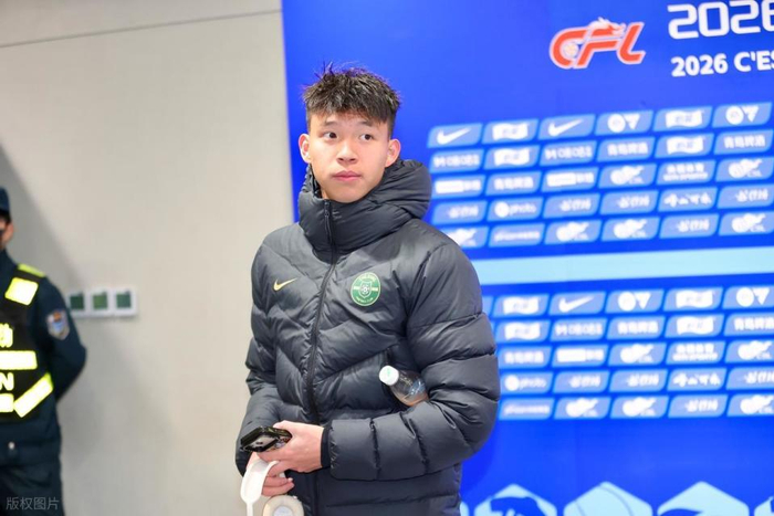 王钰栋中超三轮3球引热议，赛后采访态度遭质疑